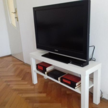 Apartment Dragan Pola Esterno foto