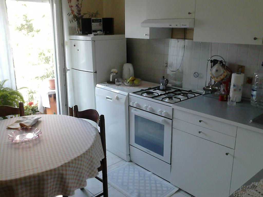Apartment Dragan Pola Esterno foto
